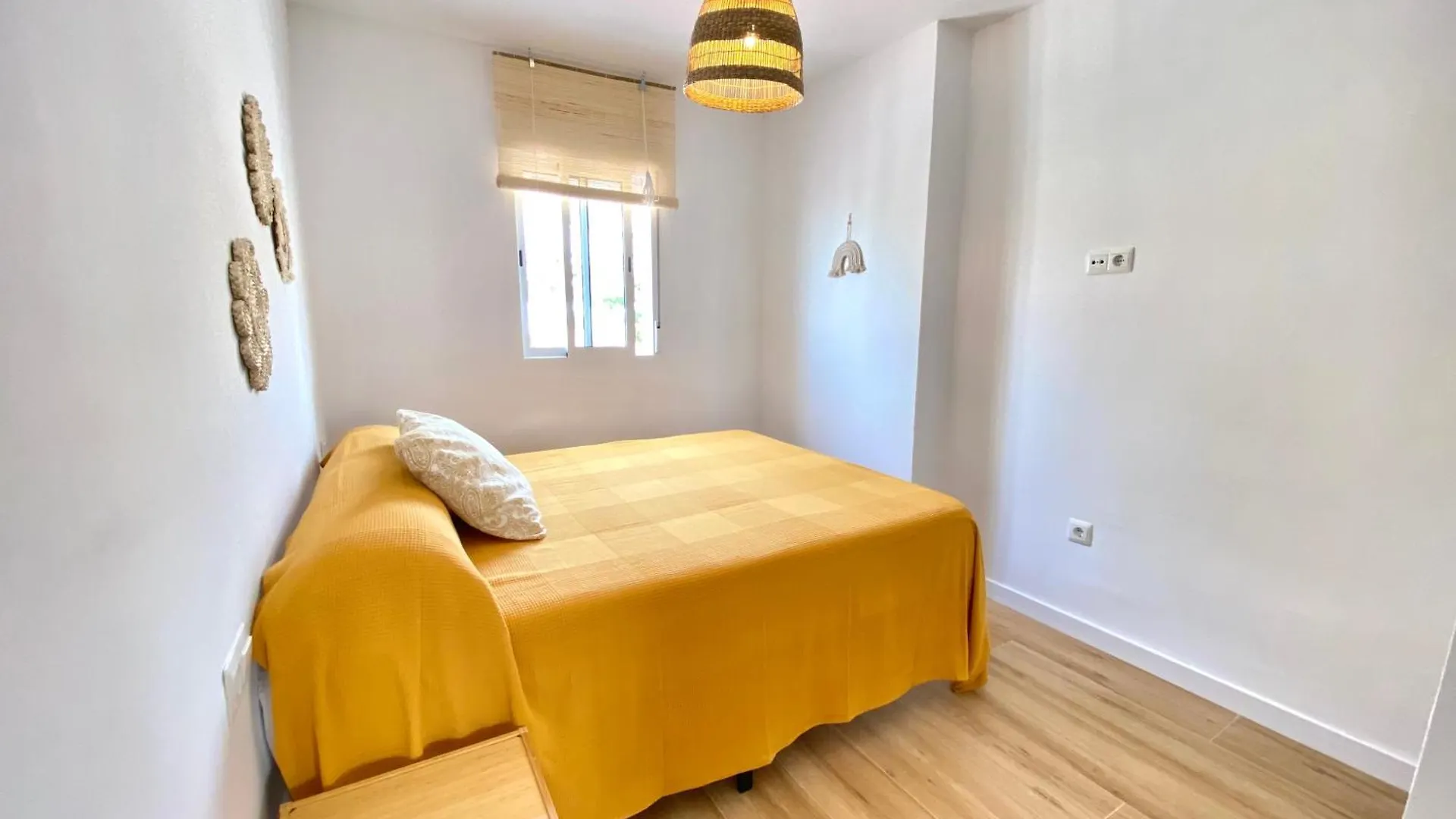 Apartamento Moderno Y Espacioso Con Vistas Al Mar Nerja Apartment